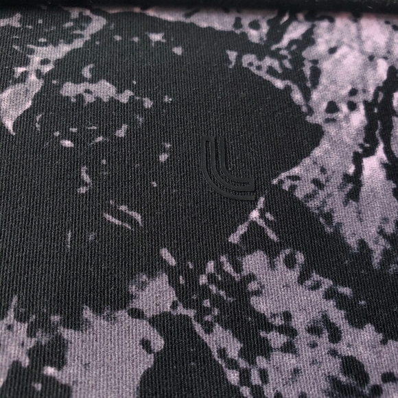 LOLE Sierra Leggings Ankle High Waist Black Erosion Small - Picture 9 of 13